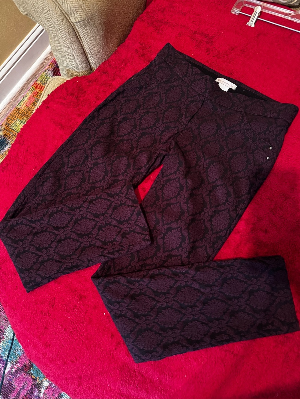 CB women’s diamond Patterned Stretch Knit Pants in Dark Plum and black
